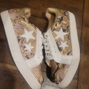 Soda Snake Print Sneakers With Gold Accents & White Stars  Size 8M